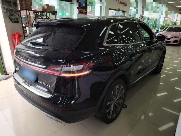 Nautilus 2021 2.0T AWD Exclusive photo 4