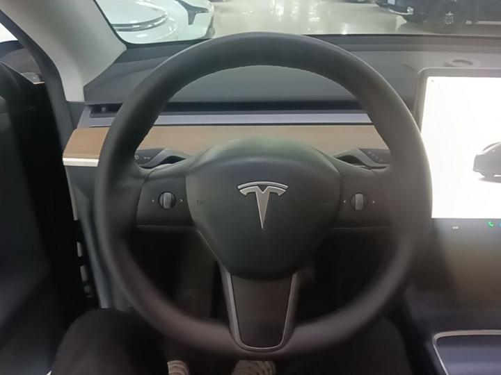 Model Y 2022 RWD photo 6