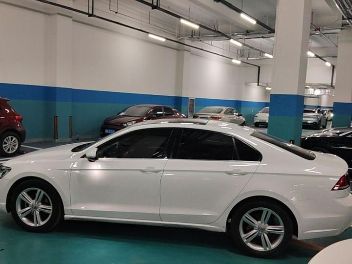 Lamando 2015 280TSI DSG Comfort photo 4
