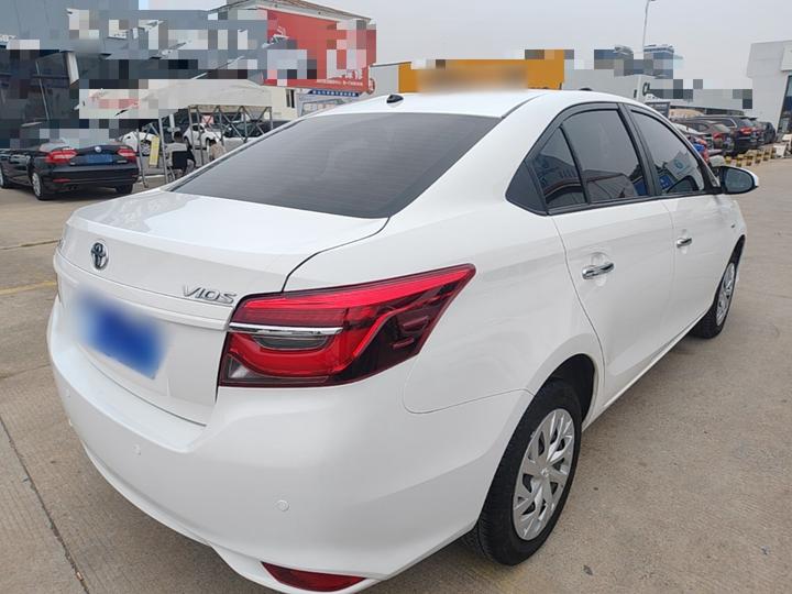 Vios 2022 1.5L 20 Anniversary Edition photo 4