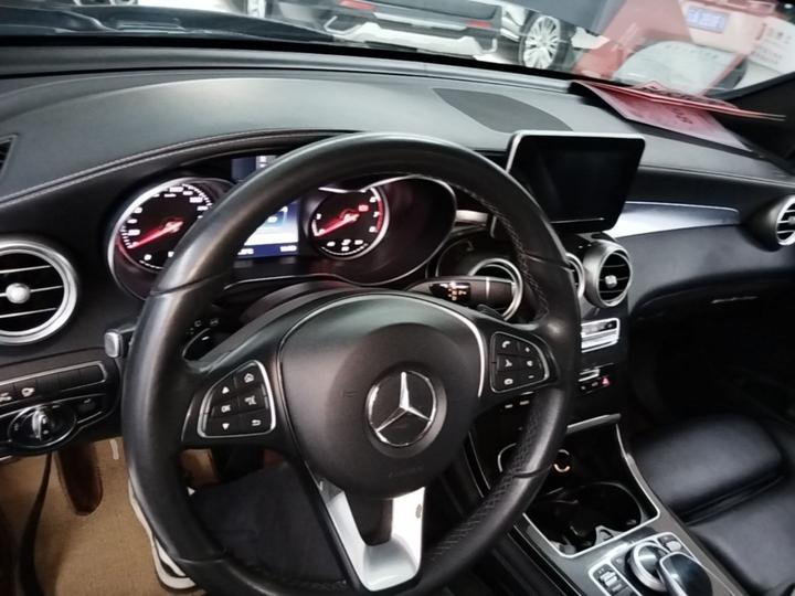 GLC 2018 GLC 260 4MATIC Luxury photo 5