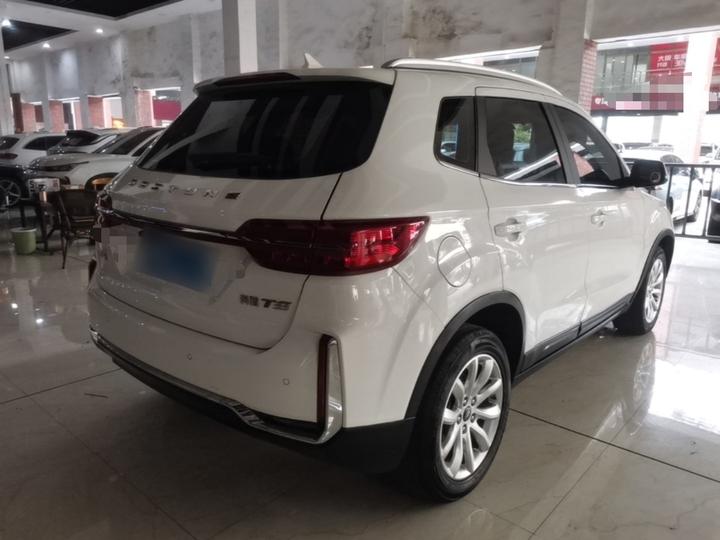 Bestune T33 2019 1.6L AT Luxury China VI photo 4