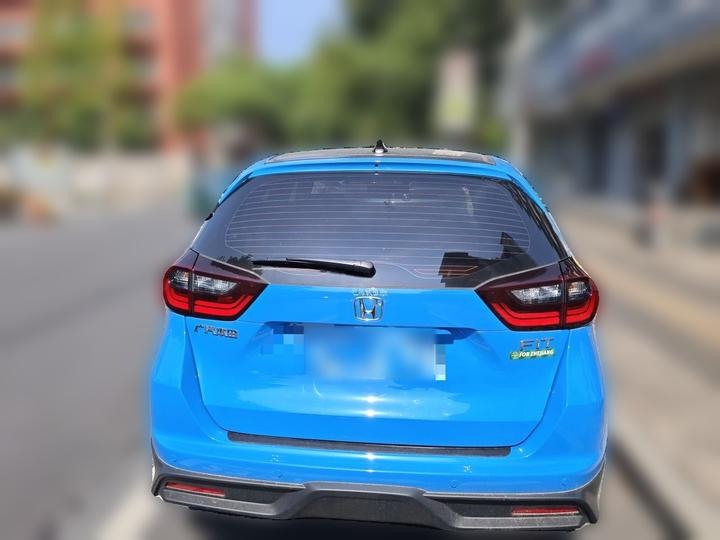 Fit 2026 1.5L CVT Refresh Edition photo 3