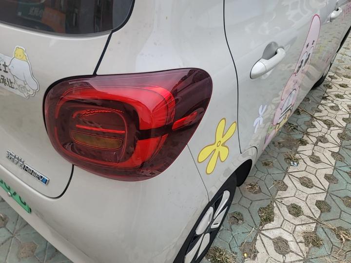 Hongguang MINIEV 2025 4th Gen 4-Door Advanced photo 7