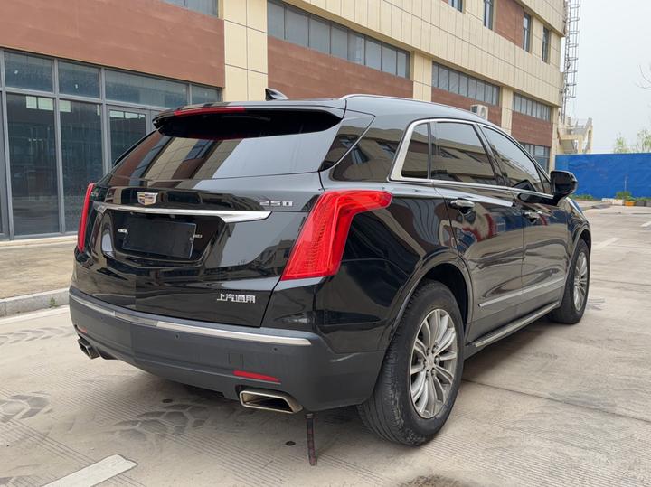 XT5 2018 25T Luxury photo 4