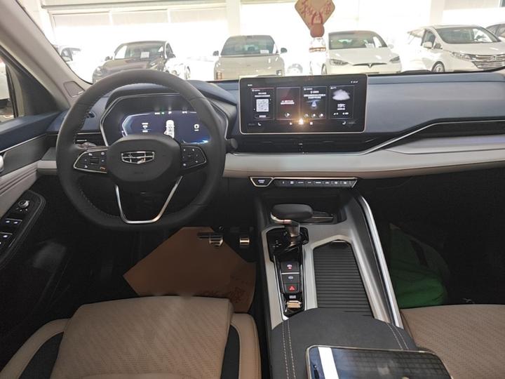 Preface 2021 Facelift 2.0TD Premium photo 5