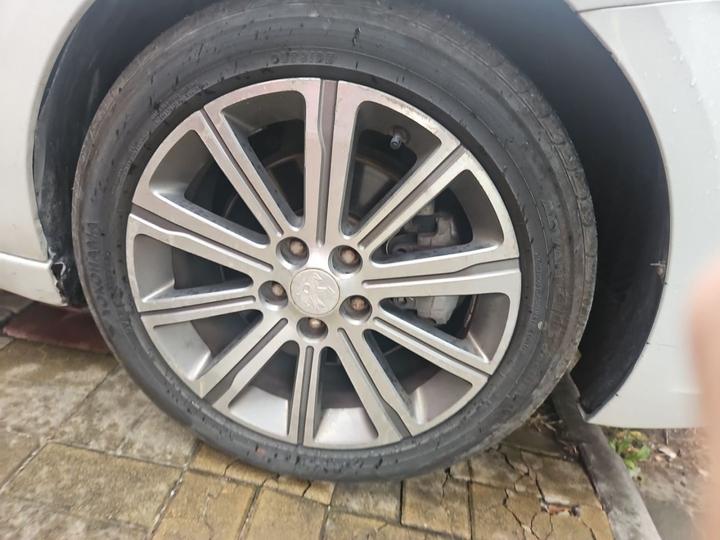 408 2018 Facelift 350THP AT Luxury photo 8