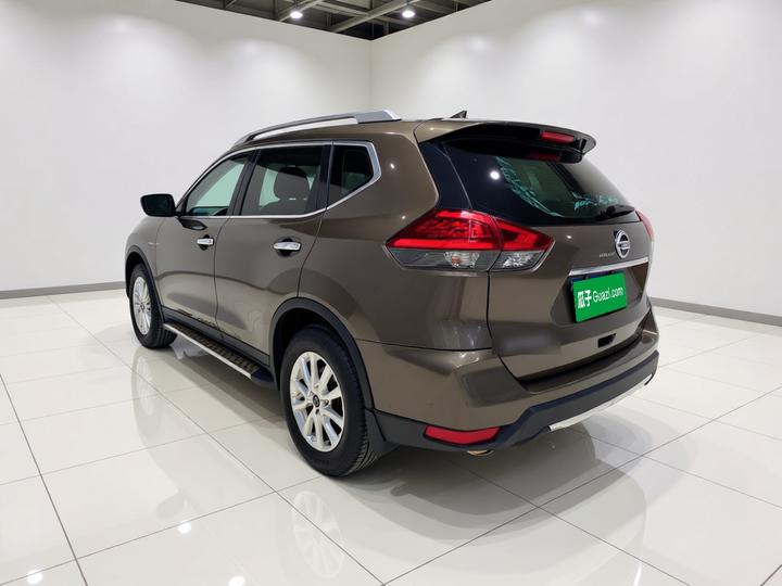 X-Trail 2019 2.0L CVT Comfort 2WD photo 4