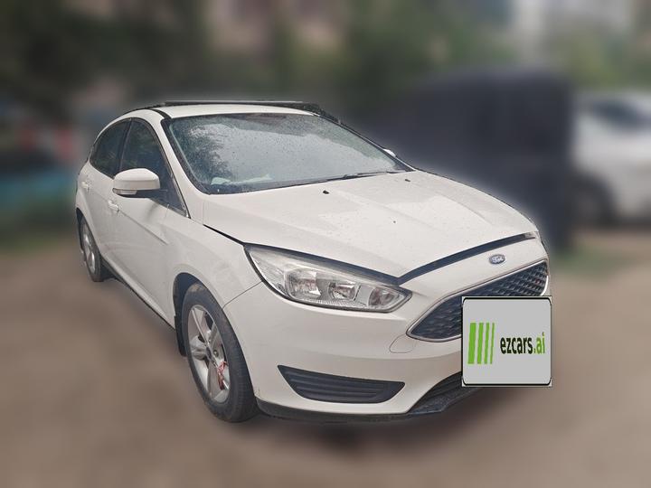 Focus 2018 Hatchback Classic 1.6L MT Comfort photo 3