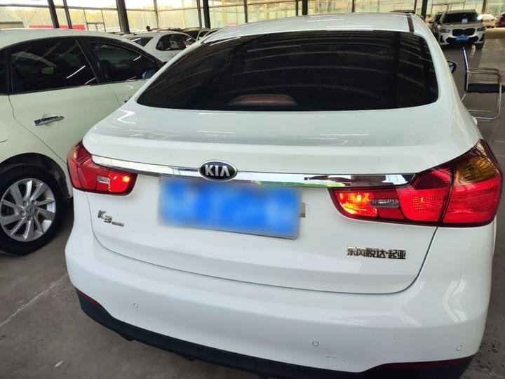 K3 2015 1.6L AT DLX photo 5
