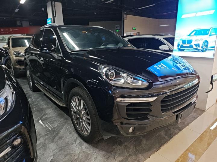 2016 Cayenne 3.0T photo 3