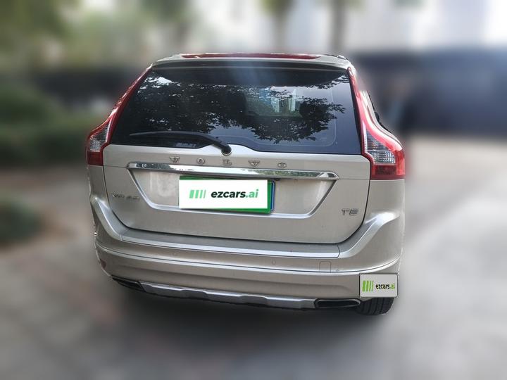 XC60 2017 T5 Upgraded photo 5
