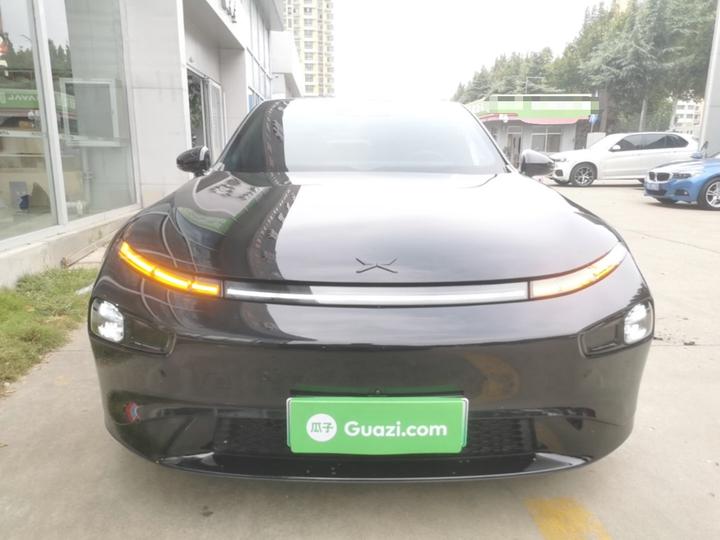 P7 2023 P7i 702 Pro photo 2