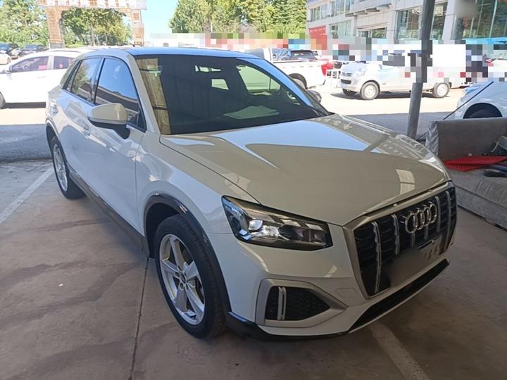 Q2L 2022 35 TFSI Progressive photo 3