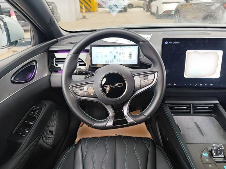 Seal 06 EV 2025 DM-i ADAS 120KM Flagship photo 5