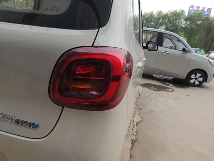 Hongguang MINIEV 2025 4th Gen 4-Door Advanced photo 7