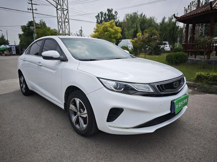 Emgrand GL 2017 1.8L DCT Elite photo 3