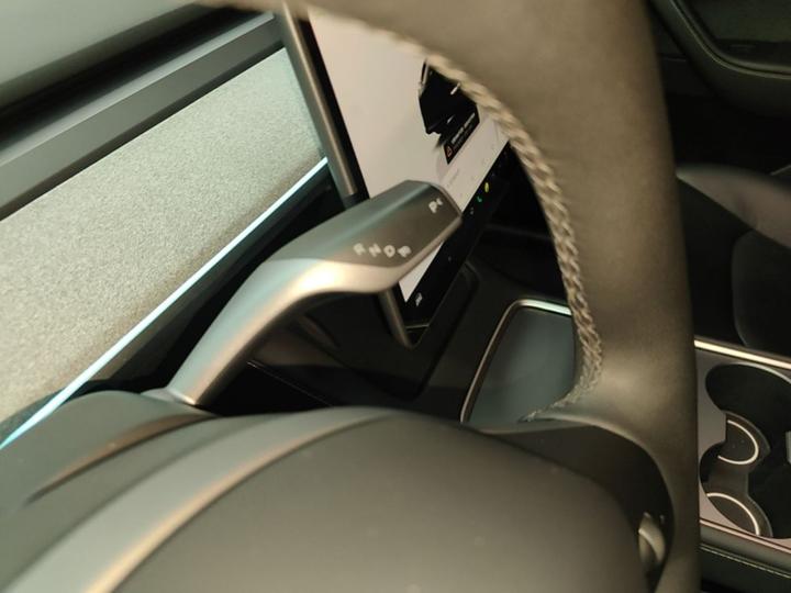 Model Y 2024 RWD photo 5