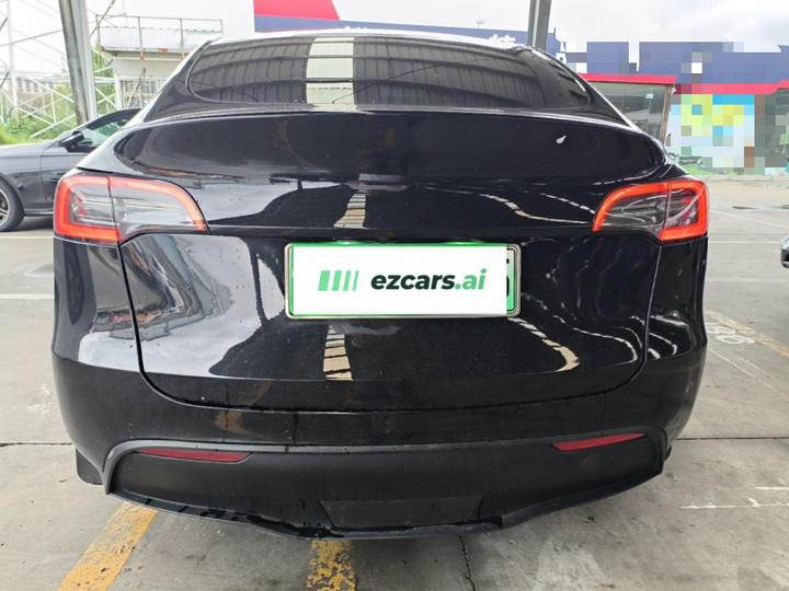 Model Y 2022 Facelift RWD photo 3
