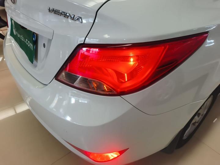 Verna 2014 1.4L MT Smart GLS photo 7