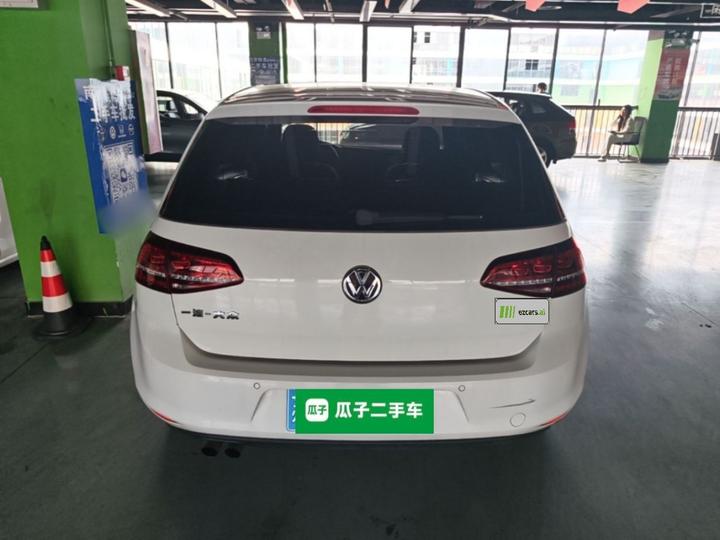 Golf 2017 230TSI AT Comfort Anniversary Edition photo 3