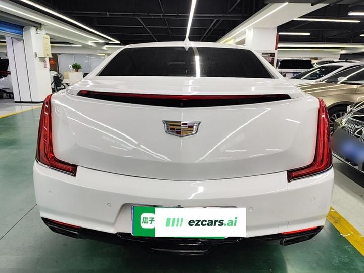 XTS 2018 28T Tech photo 5