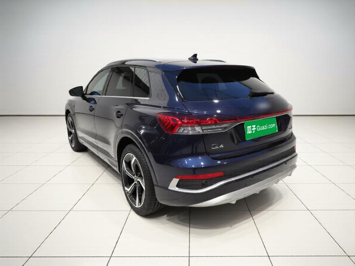 Q4 e-tron 2023 40 e-tron photo 4