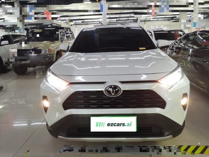 RAV4 2021 2.0L CVT RWD PLUS photo 2