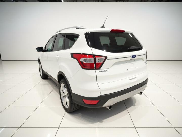 Kuga 2018 EcoBoost 180 RWD photo 4
