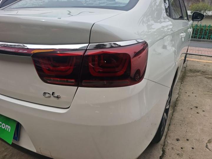 C4 2018 1.6L MT Luxury photo 7