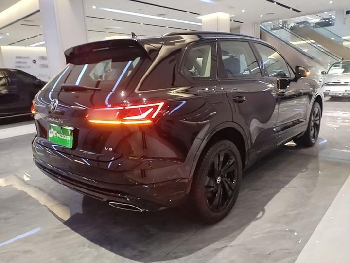 Touareg 2022 3.0TSI Sport Package photo 4