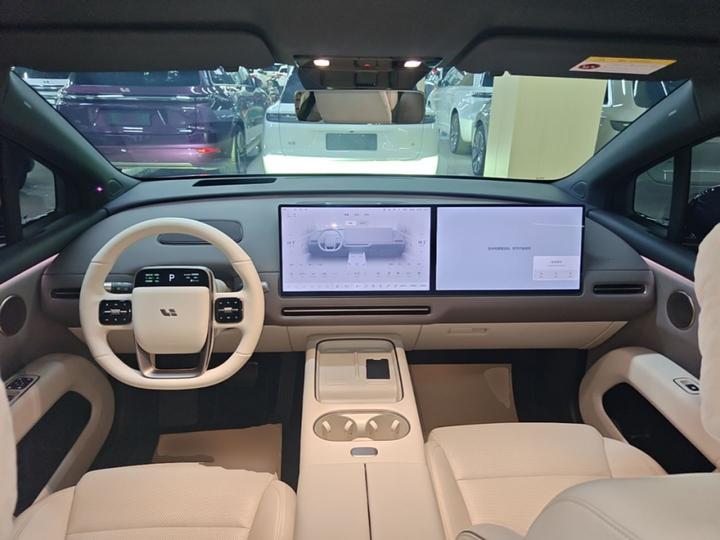 Li Auto i6 2025 AWD Standard photo 5
