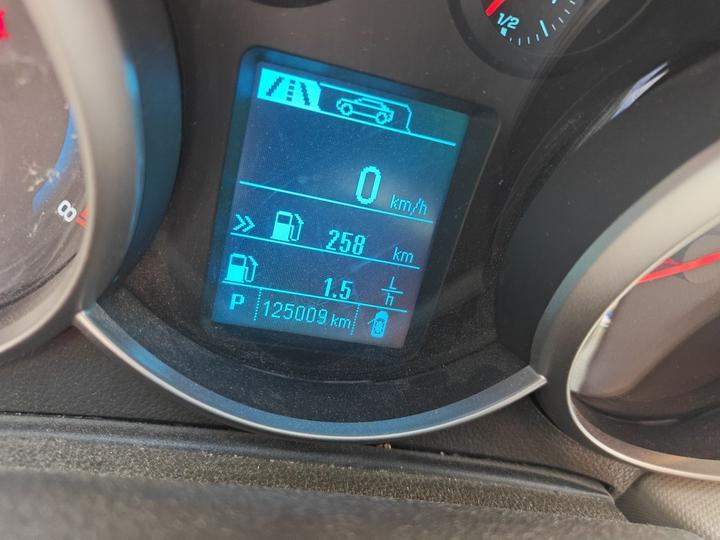 2015 1.5L Classic SE AT photo 6