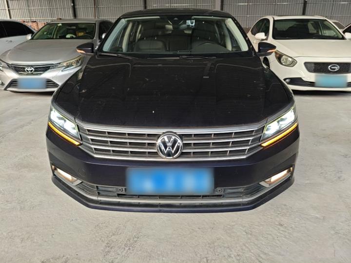 Passat 2017 330TSI DSG photo 2