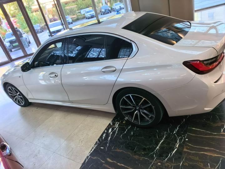 3 Series 2022 320Li M Sport Package photo 4