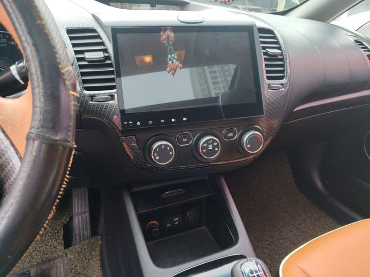 K3 2016 1.6L MT GLS photo 4