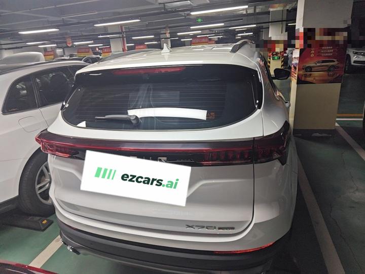 X70 PLUS 2021 Facelift 1.5T DCTPRO 5-Seater photo 5