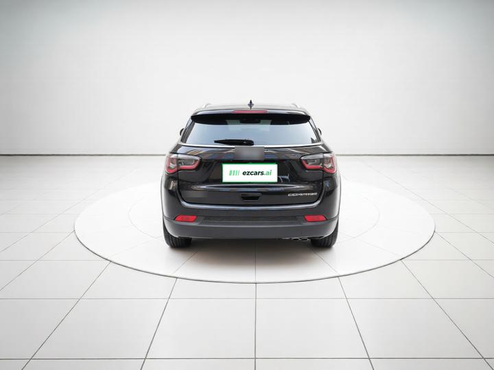 Compass 2019 220T AT photo 3