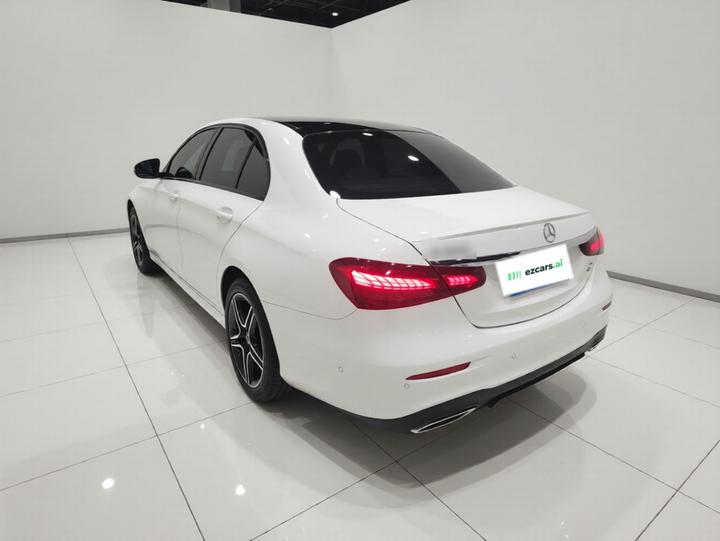 E-Class Imported 2023 E 300 Fashion Sport photo 4