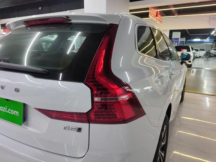 XC60 2025 B5 AWD Luxury photo 7