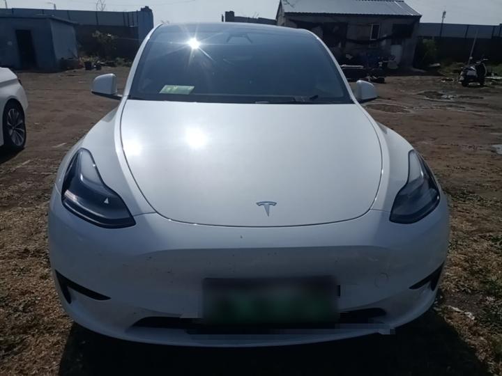 Model Y 2022 Facelift RWD photo 2