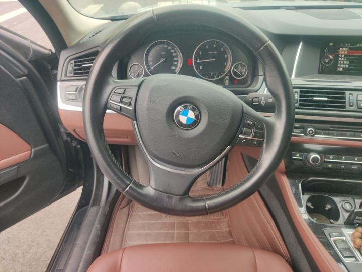 5 Series 2017 520Li photo 7