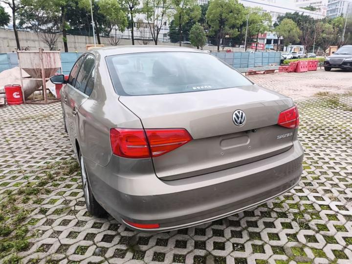 Sagitar 2015 1.6L MT Comfort photo 4