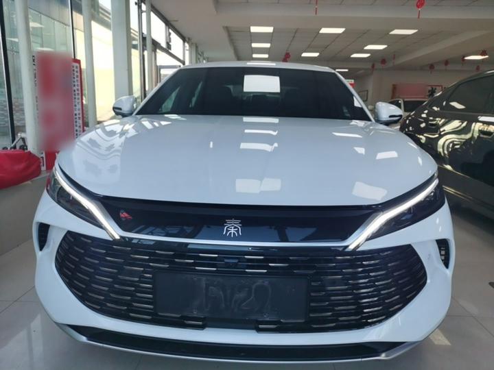 Qin L 2025 DM-i ADAS 80KM Leading photo 2