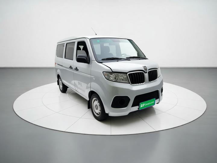 Jinbei Hiace X30 2024 1.5L Bus 5/6/7-Seater photo 3
