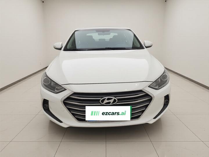Elantra 2016 1.6L AT Smart Elite photo 2