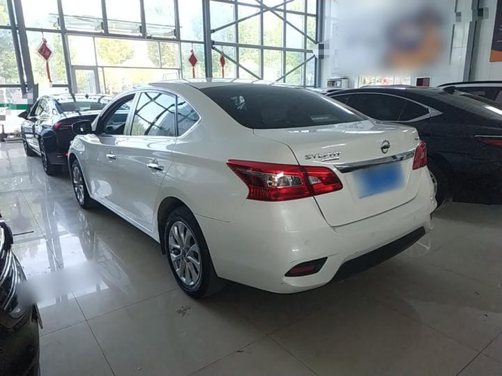Sylphy 2024 Classic 1.6XE CVT Comfort photo 4