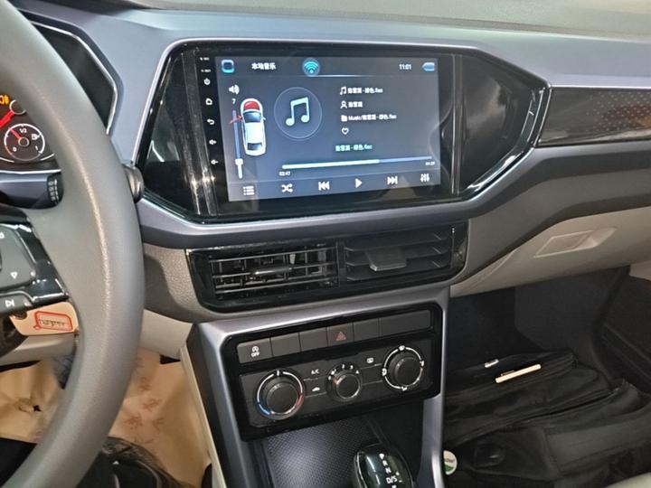 T-Cross 2019 1.5L AT Comfort photo 8