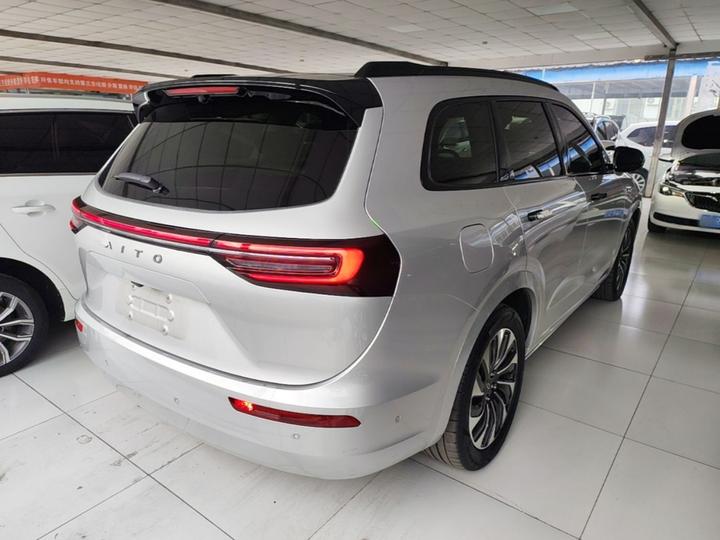 HIMA AITO M7 2024 1.5T ADAS AWD Max 5-Seater photo 4