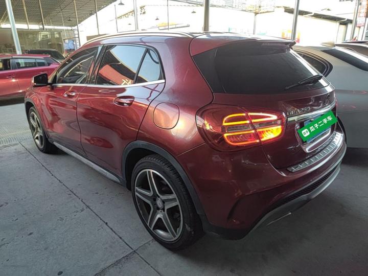 GLA 2015 GLA 260 4MATIC Sport photo 4